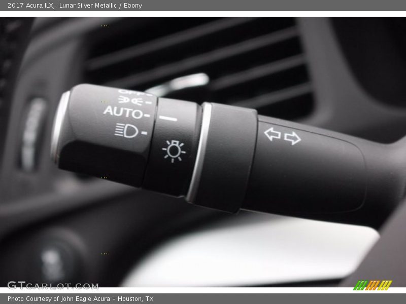 Lunar Silver Metallic / Ebony 2017 Acura ILX