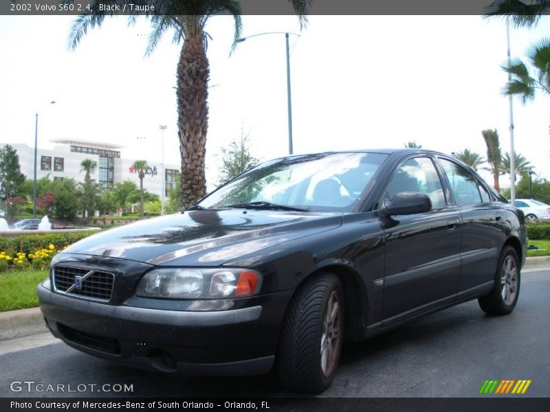 Black / Taupe 2002 Volvo S60 2.4