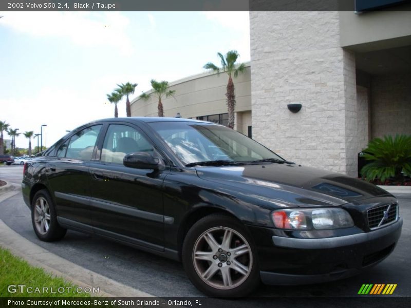 Black / Taupe 2002 Volvo S60 2.4