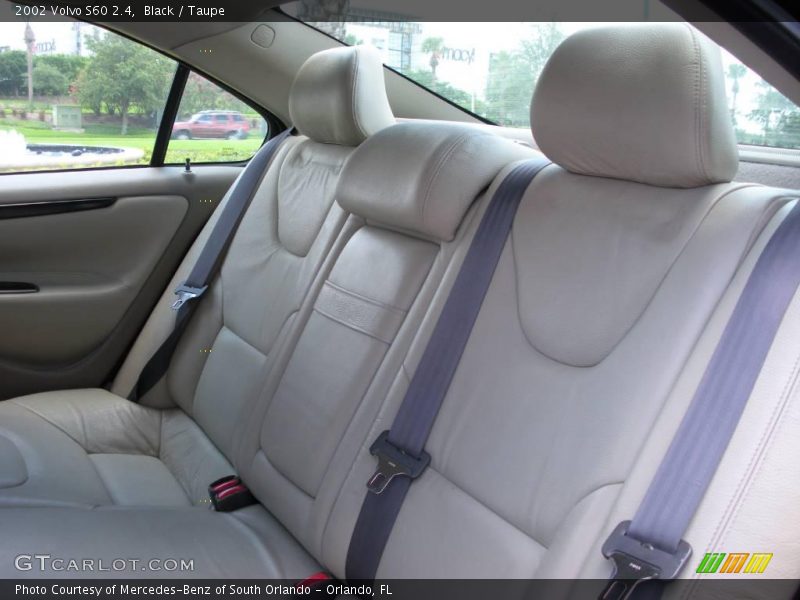 Black / Taupe 2002 Volvo S60 2.4