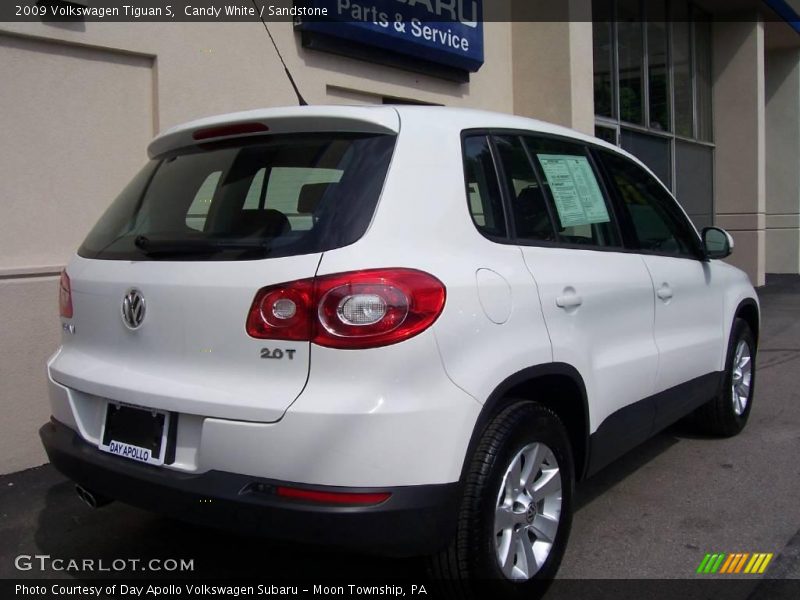 Candy White / Sandstone 2009 Volkswagen Tiguan S