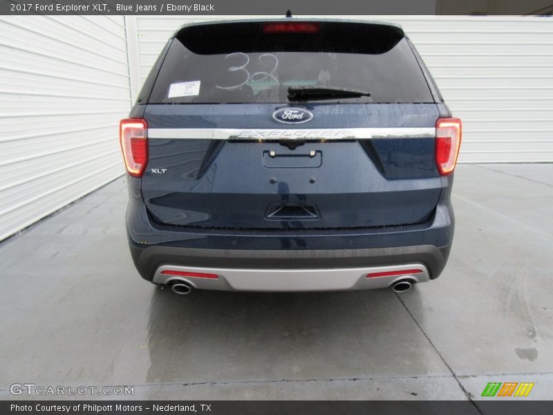 Blue Jeans / Ebony Black 2017 Ford Explorer XLT