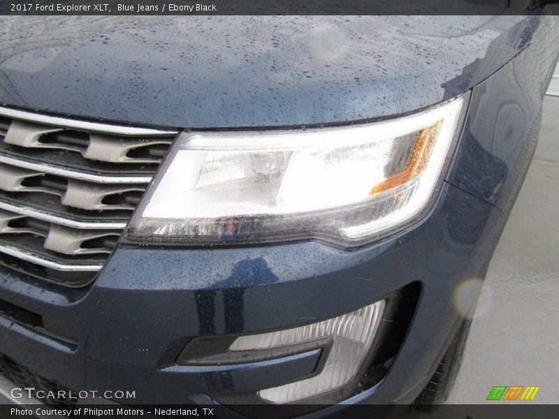 Blue Jeans / Ebony Black 2017 Ford Explorer XLT