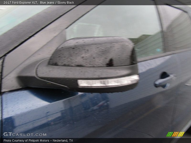Blue Jeans / Ebony Black 2017 Ford Explorer XLT