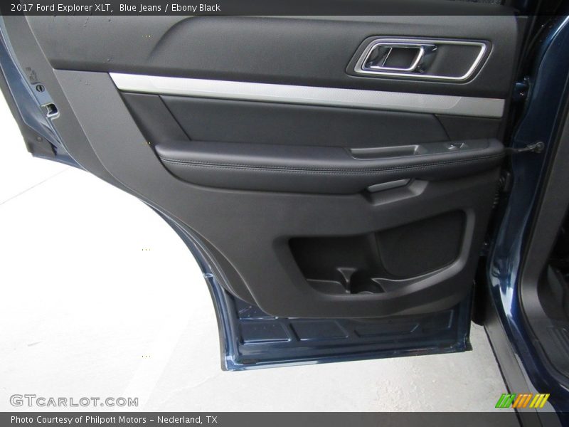Blue Jeans / Ebony Black 2017 Ford Explorer XLT
