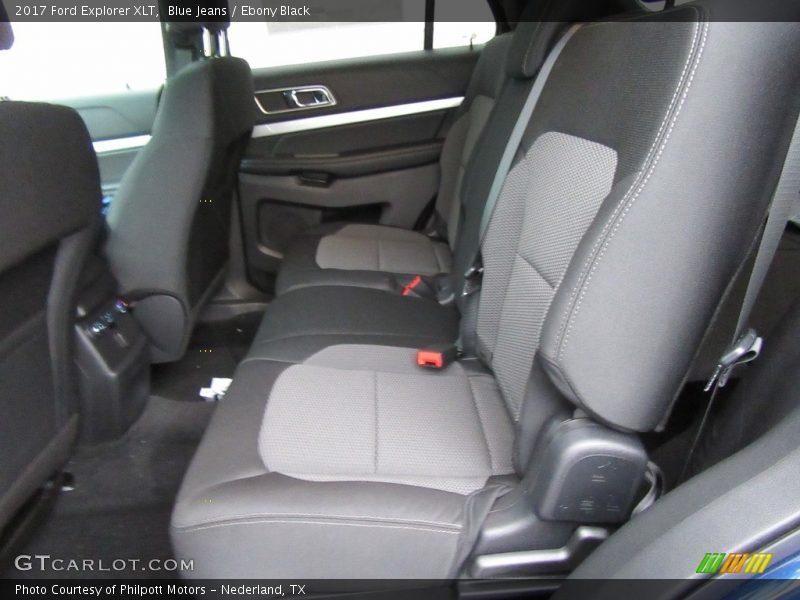 Blue Jeans / Ebony Black 2017 Ford Explorer XLT