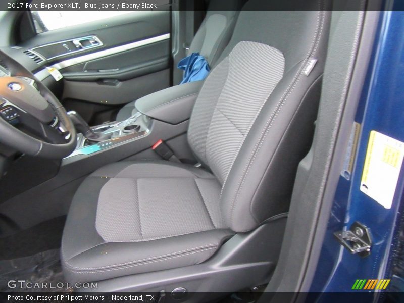 Blue Jeans / Ebony Black 2017 Ford Explorer XLT