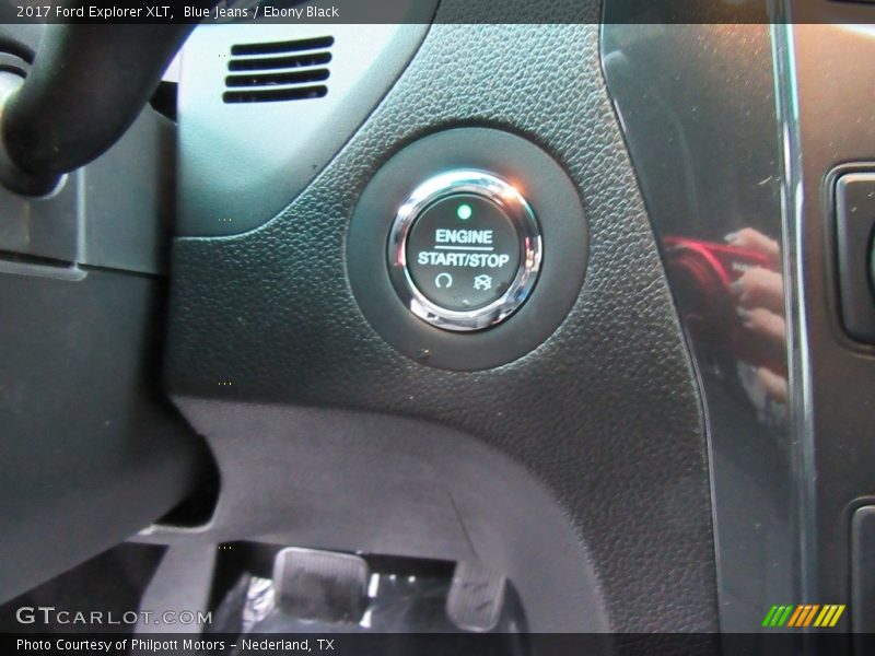 Blue Jeans / Ebony Black 2017 Ford Explorer XLT