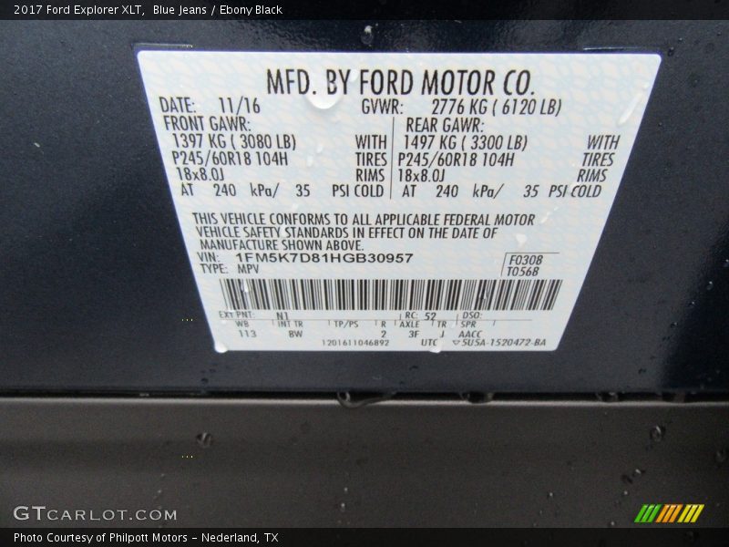 Blue Jeans / Ebony Black 2017 Ford Explorer XLT