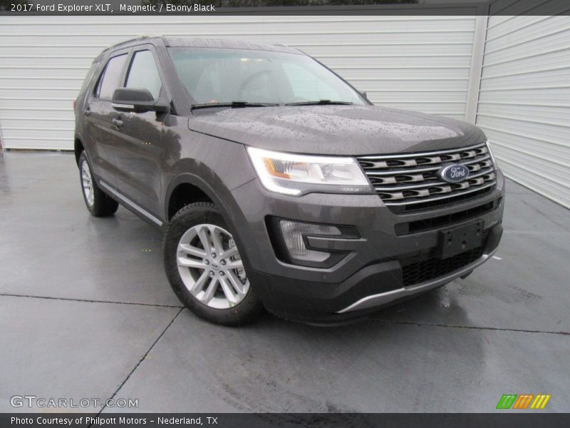 Magnetic / Ebony Black 2017 Ford Explorer XLT