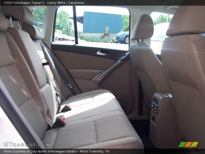 Candy White / Sandstone 2009 Volkswagen Tiguan S