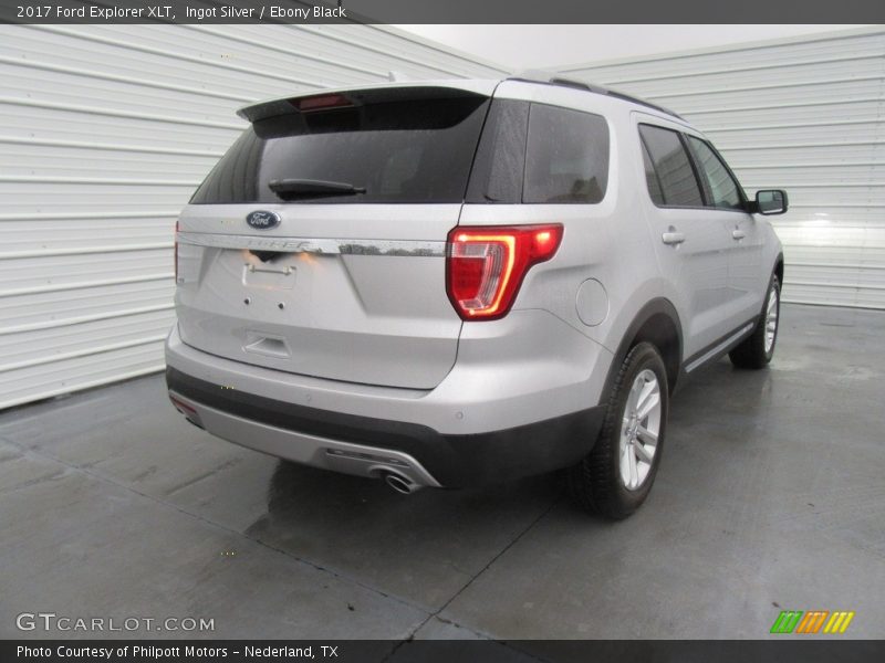 Ingot Silver / Ebony Black 2017 Ford Explorer XLT