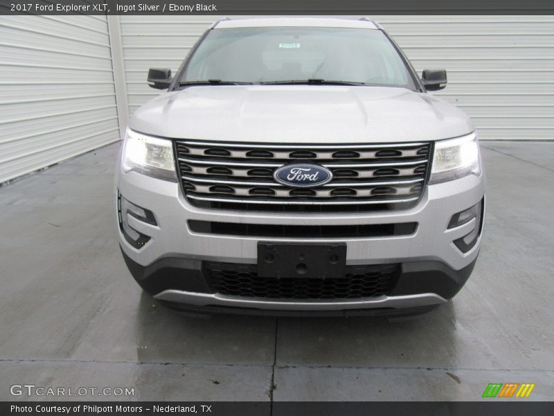 Ingot Silver / Ebony Black 2017 Ford Explorer XLT