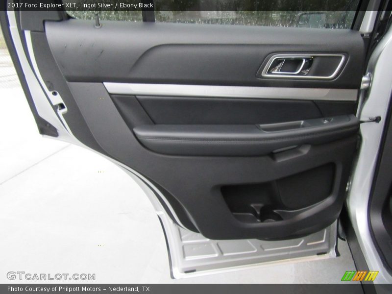 Ingot Silver / Ebony Black 2017 Ford Explorer XLT