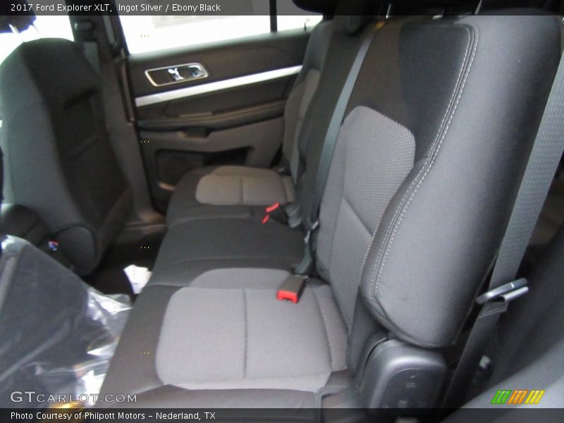 Ingot Silver / Ebony Black 2017 Ford Explorer XLT