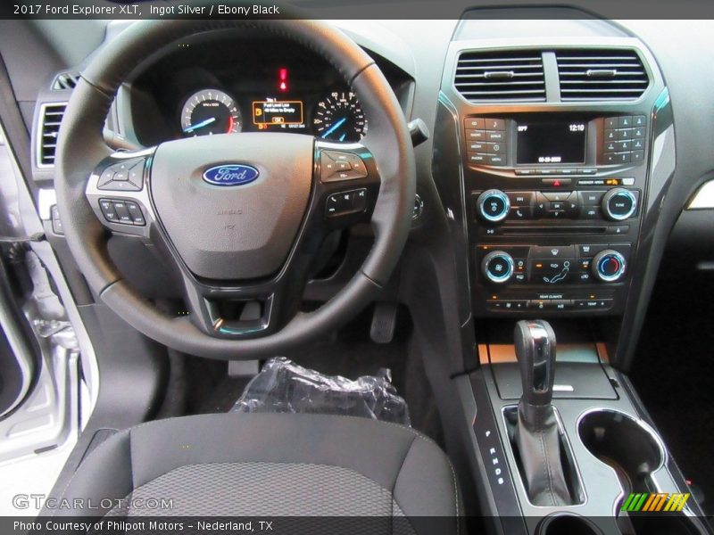 Ingot Silver / Ebony Black 2017 Ford Explorer XLT