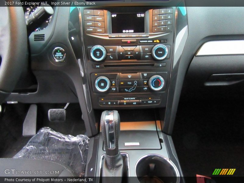 Ingot Silver / Ebony Black 2017 Ford Explorer XLT