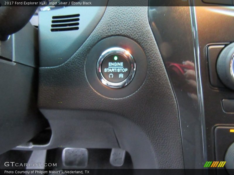 Ingot Silver / Ebony Black 2017 Ford Explorer XLT