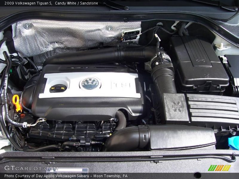 Candy White / Sandstone 2009 Volkswagen Tiguan S