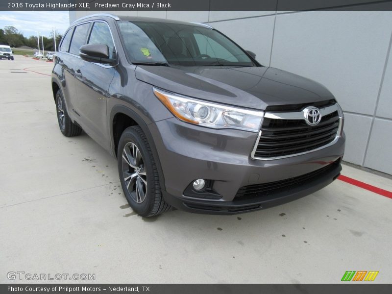 Predawn Gray Mica / Black 2016 Toyota Highlander XLE