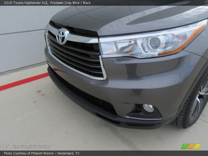 Predawn Gray Mica / Black 2016 Toyota Highlander XLE