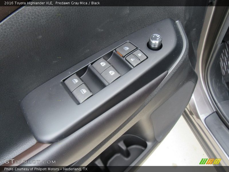 Predawn Gray Mica / Black 2016 Toyota Highlander XLE