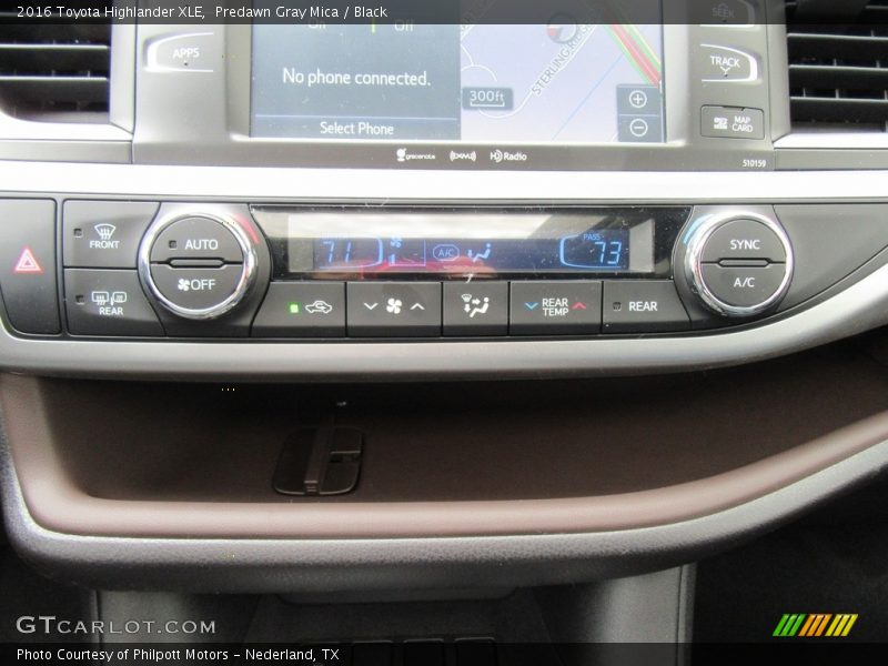 Predawn Gray Mica / Black 2016 Toyota Highlander XLE