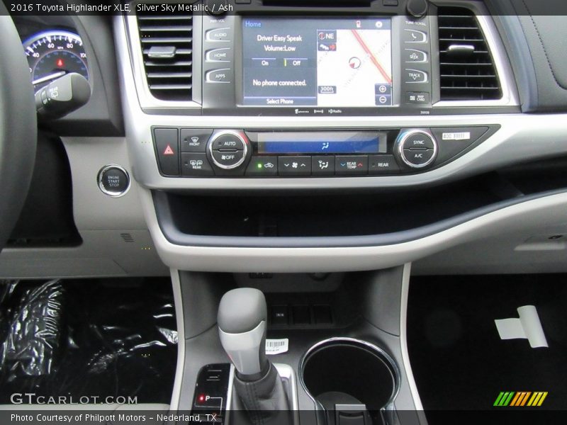 Silver Sky Metallic / Ash 2016 Toyota Highlander XLE
