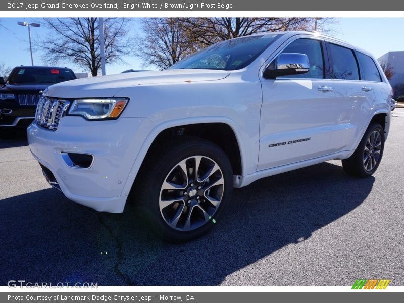Bright White / Brown/Light Frost Beige 2017 Jeep Grand Cherokee Overland
