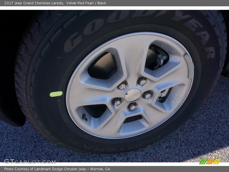 Velvet Red Pearl / Black 2017 Jeep Grand Cherokee Laredo