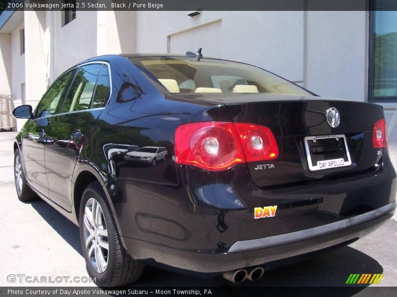 Black / Pure Beige 2006 Volkswagen Jetta 2.5 Sedan