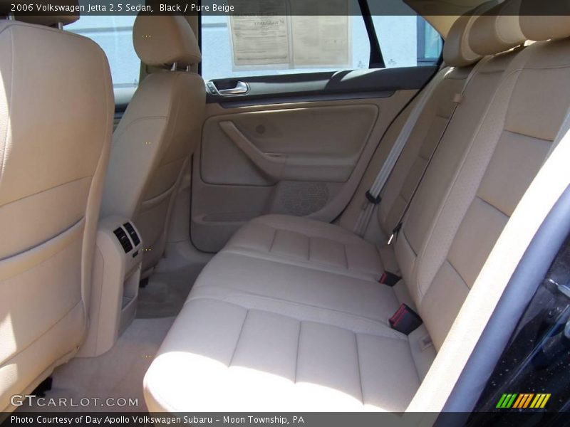 Black / Pure Beige 2006 Volkswagen Jetta 2.5 Sedan