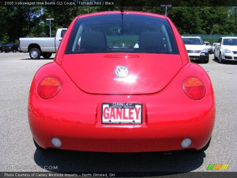 Tornado Red / Black 2005 Volkswagen New Beetle GLS Coupe