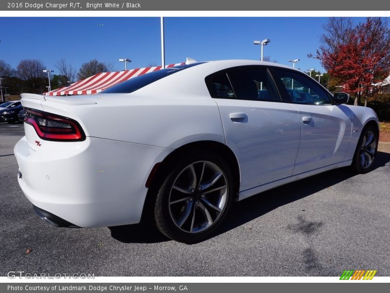 Bright White / Black 2016 Dodge Charger R/T