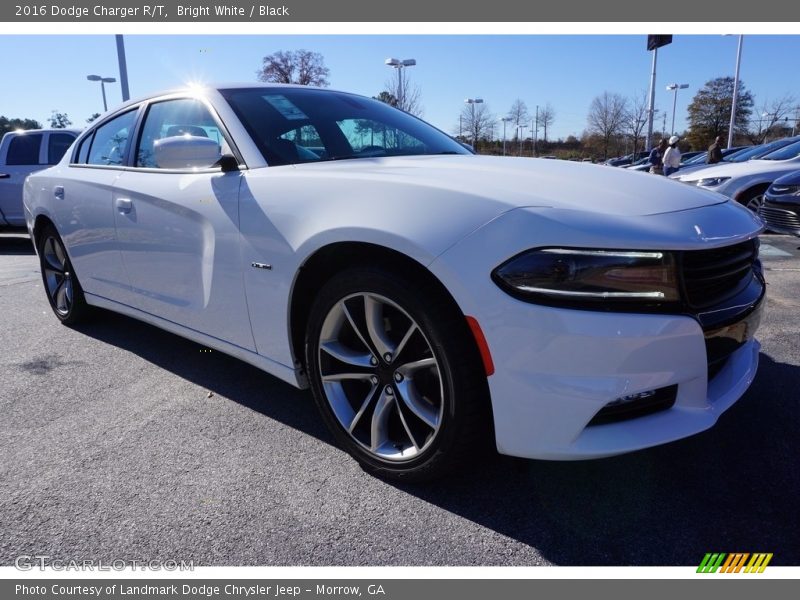 Bright White / Black 2016 Dodge Charger R/T