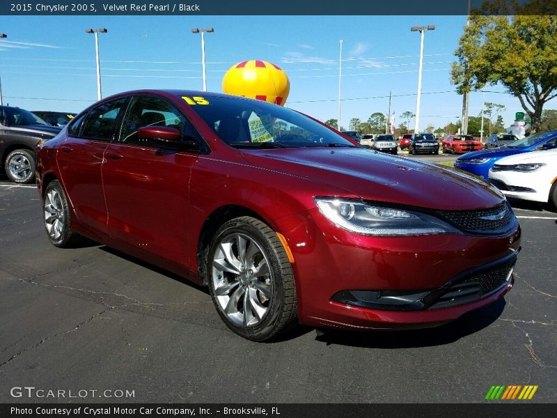 Velvet Red Pearl / Black 2015 Chrysler 200 S