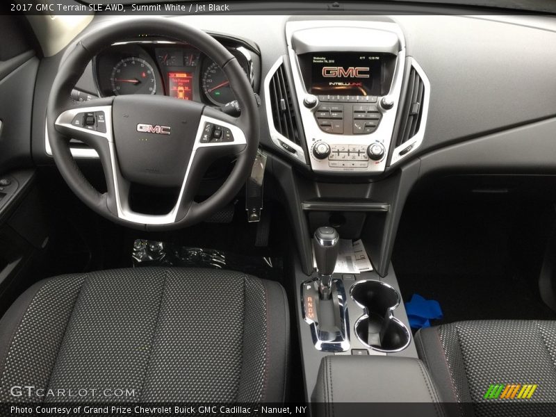 Summit White / Jet Black 2017 GMC Terrain SLE AWD