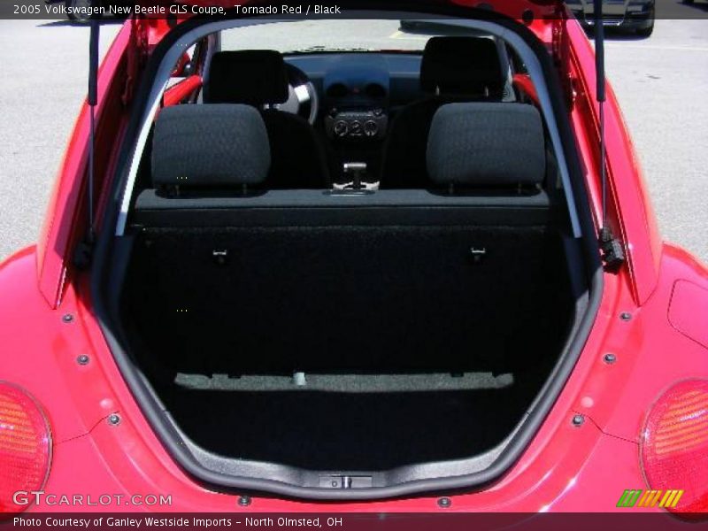 Tornado Red / Black 2005 Volkswagen New Beetle GLS Coupe