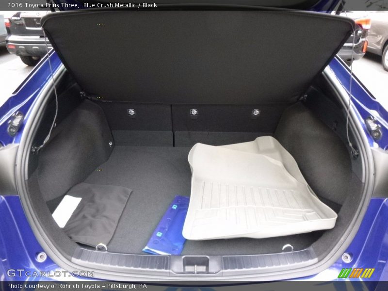 Blue Crush Metallic / Black 2016 Toyota Prius Three