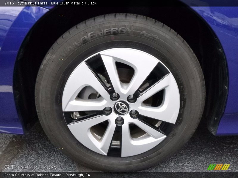 Blue Crush Metallic / Black 2016 Toyota Prius Three