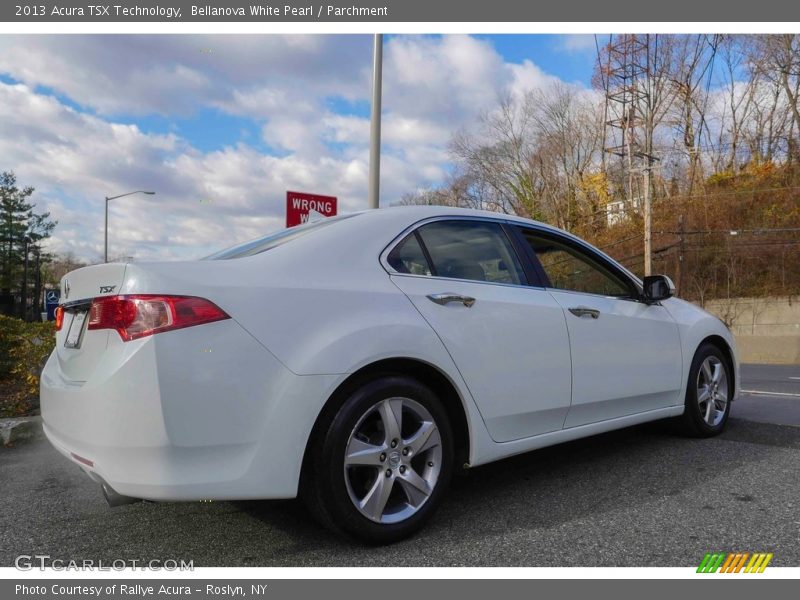 Bellanova White Pearl / Parchment 2013 Acura TSX Technology