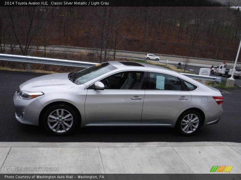 Classic Silver Metallic / Light Gray 2014 Toyota Avalon XLE