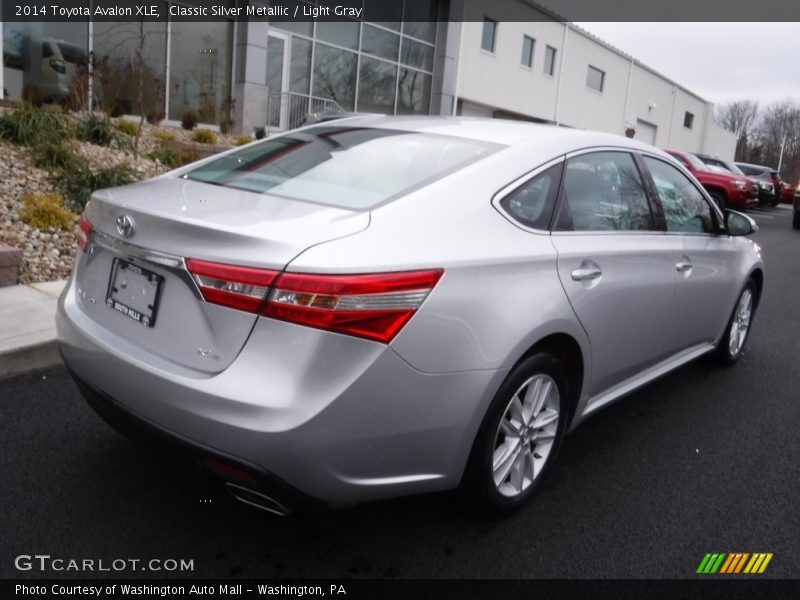 Classic Silver Metallic / Light Gray 2014 Toyota Avalon XLE