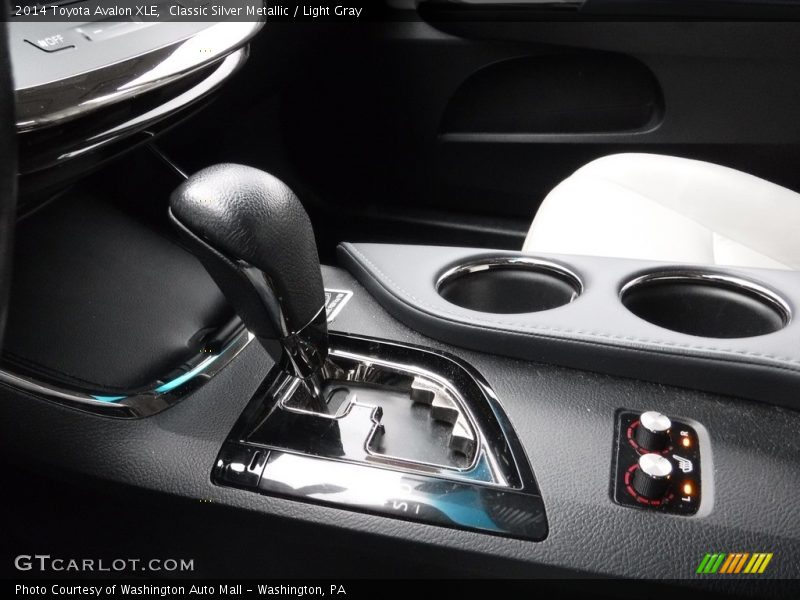 Classic Silver Metallic / Light Gray 2014 Toyota Avalon XLE