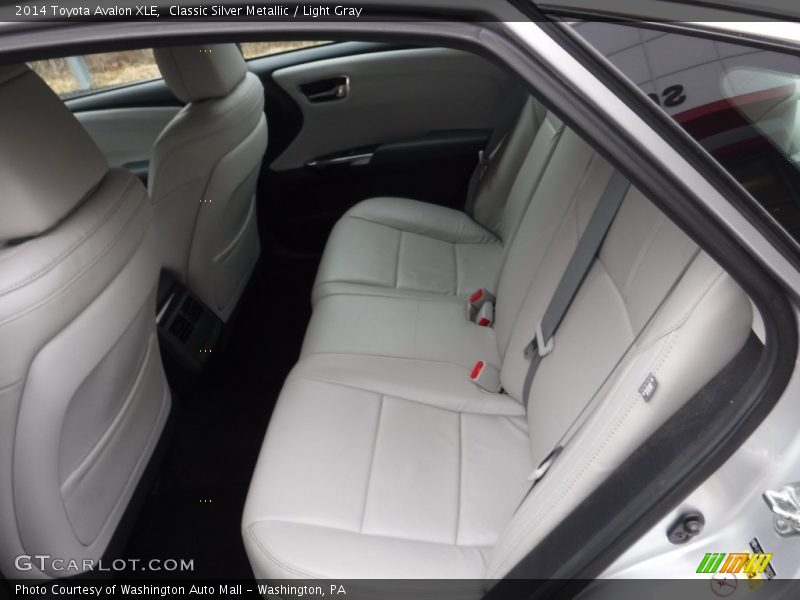 Classic Silver Metallic / Light Gray 2014 Toyota Avalon XLE