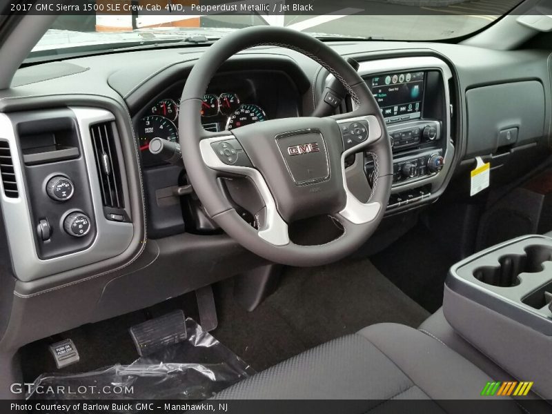 Pepperdust Metallic / Jet Black 2017 GMC Sierra 1500 SLE Crew Cab 4WD