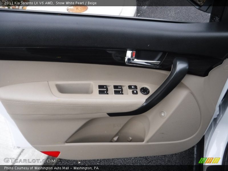 Snow White Pearl / Beige 2011 Kia Sorento LX V6 AWD