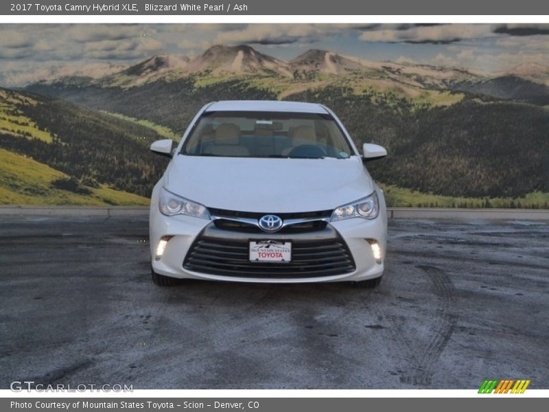Blizzard White Pearl / Ash 2017 Toyota Camry Hybrid XLE