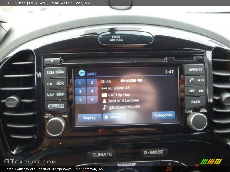 Pearl White / Black/Red 2017 Nissan Juke SL AWD