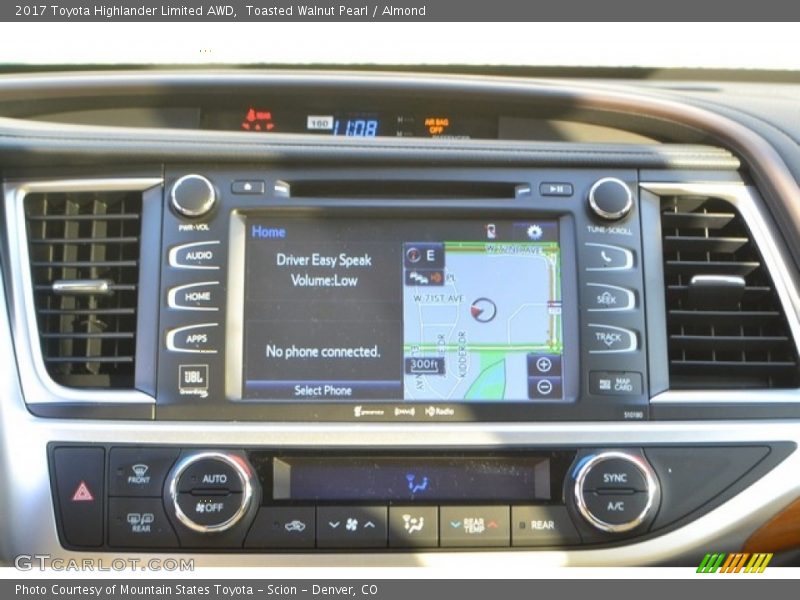 Toasted Walnut Pearl / Almond 2017 Toyota Highlander Limited AWD
